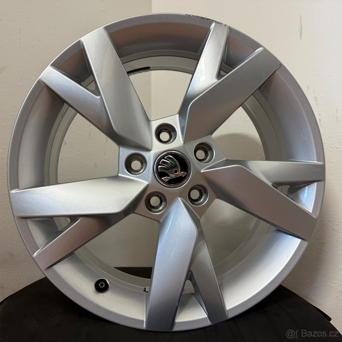 ŠKODA OCTAVIA IV 4 5x112 R17 ET46 6.5Jx17 57,1mm - 7