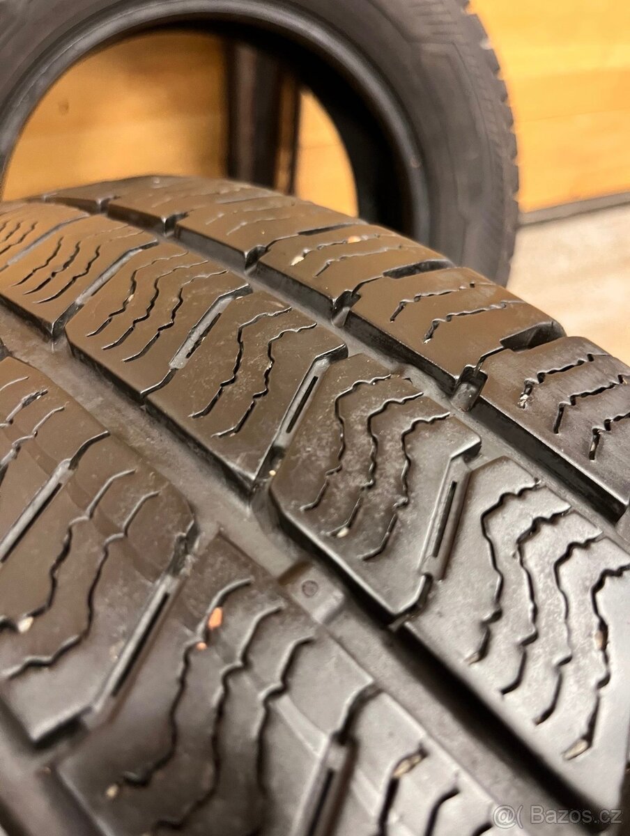 Zimní pneu 215/65/16C č.2 - 7