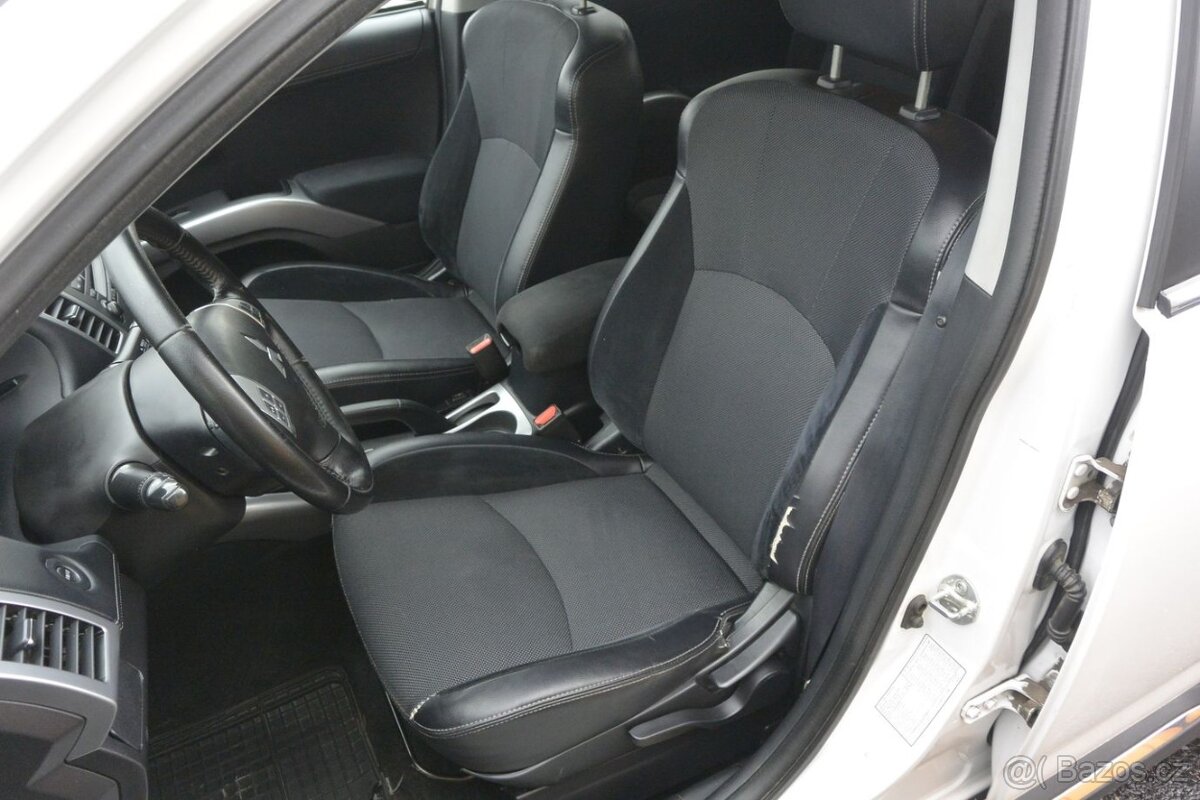 PRODÁM Mitsubishi Outlander 2.2 DI-D 4x4 - 7