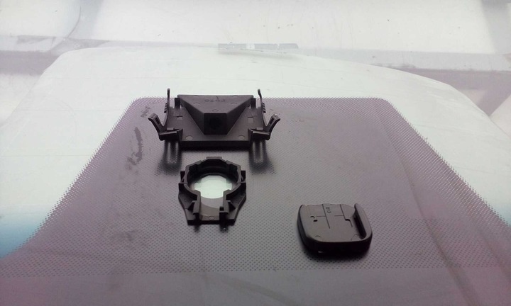 SSangyong Korande čelní sklo - 7