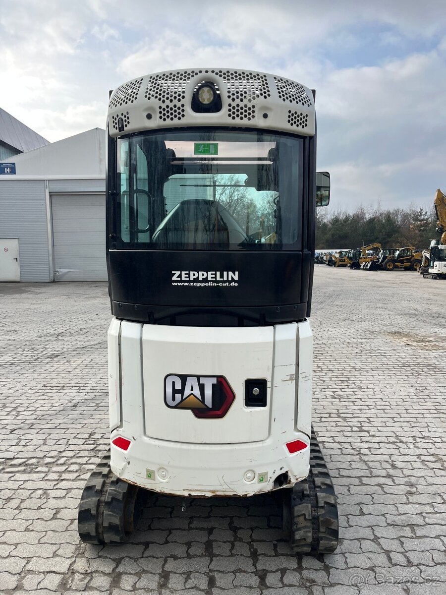 Caterpillar CAT 301.8 - 7