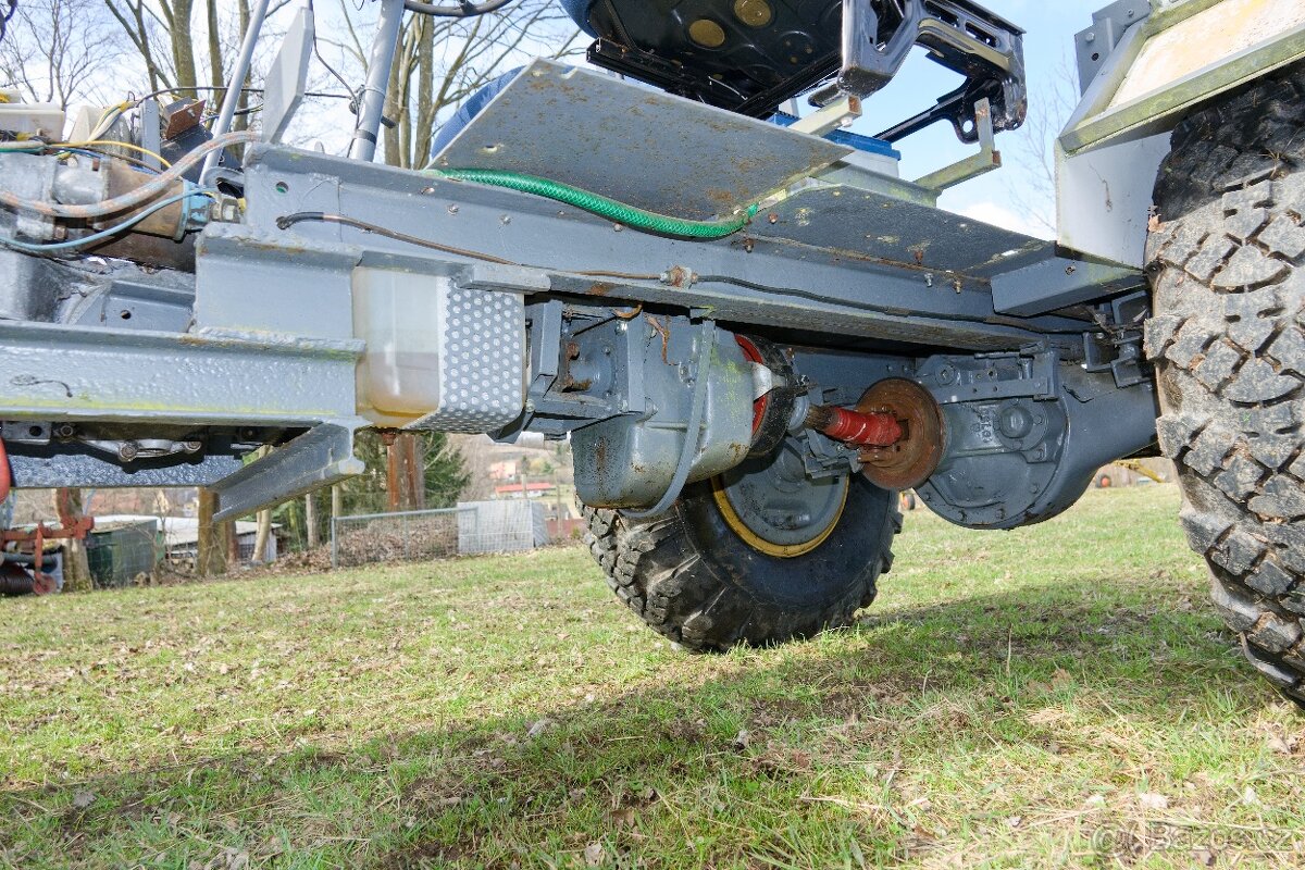 Traktor domácí výroby. - 7