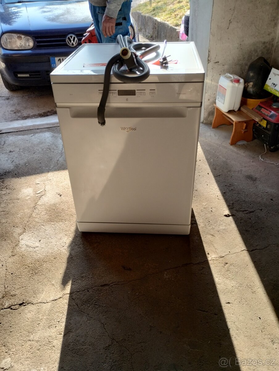 Mikrovlnka,myčka nadobi - 7