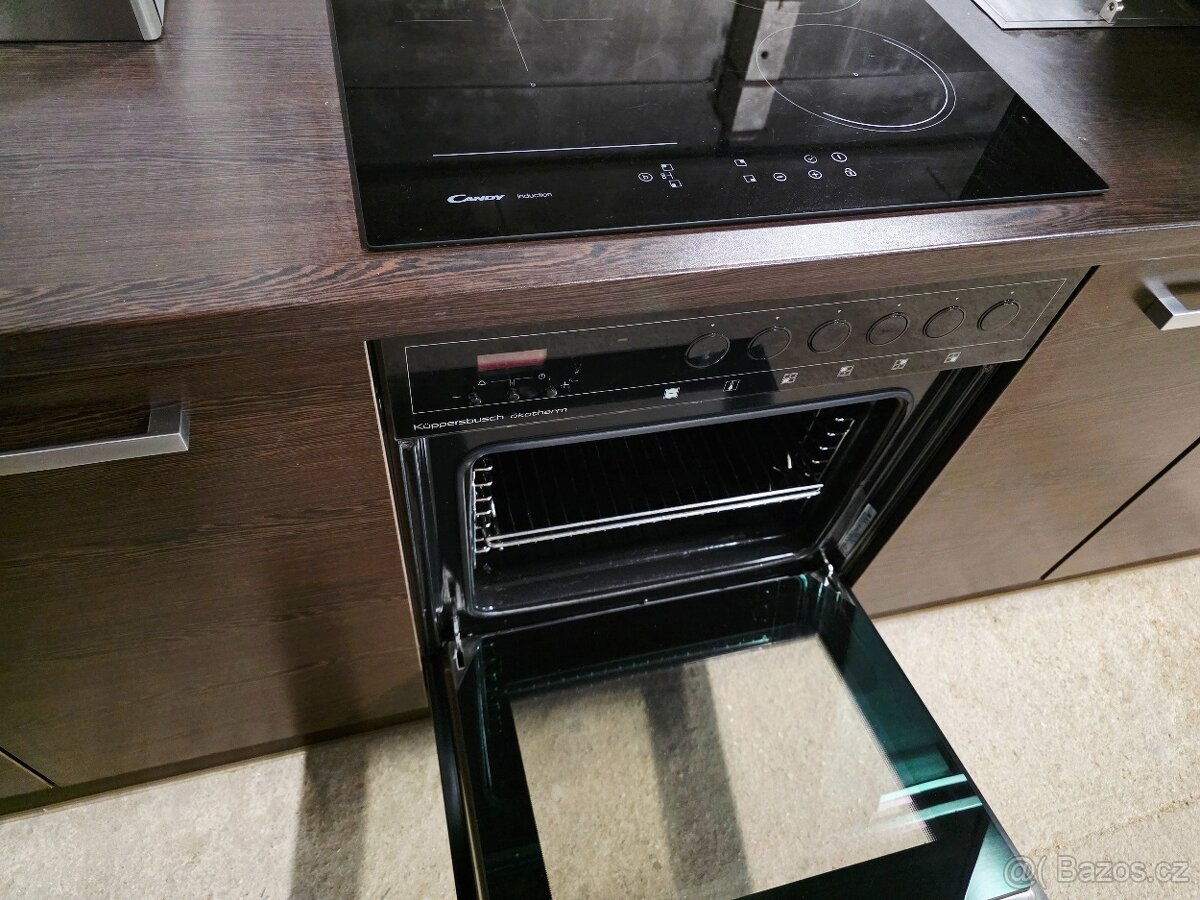 Kuchyně se spotřebiči - 7