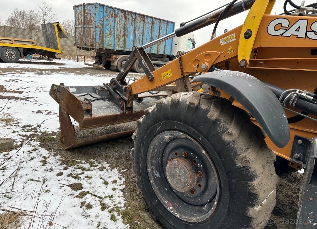 Case 695ST 580 Cat JCB - 7