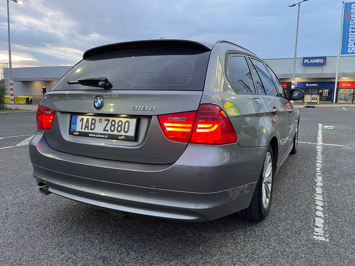 Prodám BMW E91 2.0 nafta 135kw automat - 7