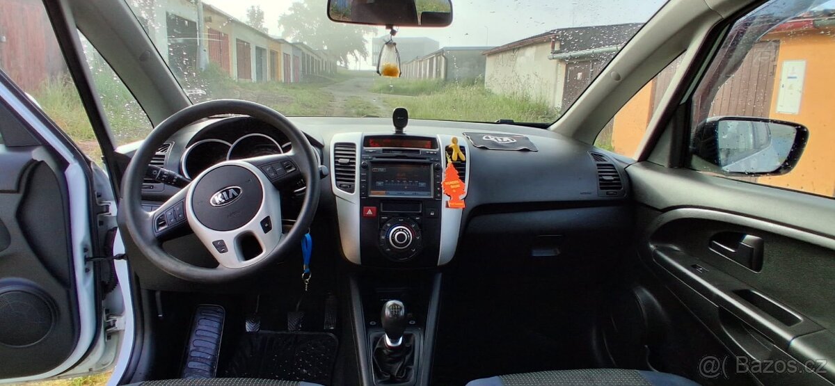 Kia venga 1.6 CRDi - 7