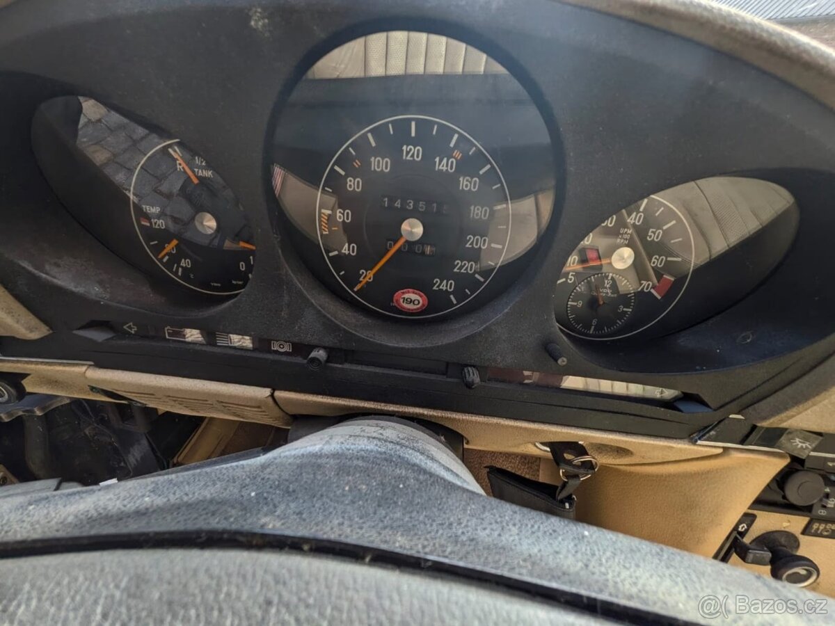 Mercedes Benz SLC 280 - 7