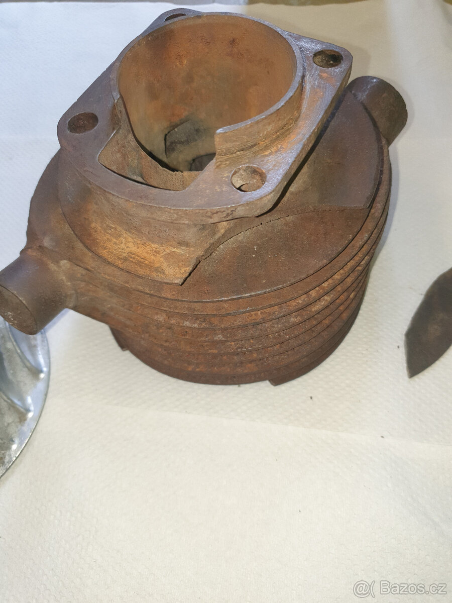 ČZ 175 předválečná ČZ 125 B,T - 7