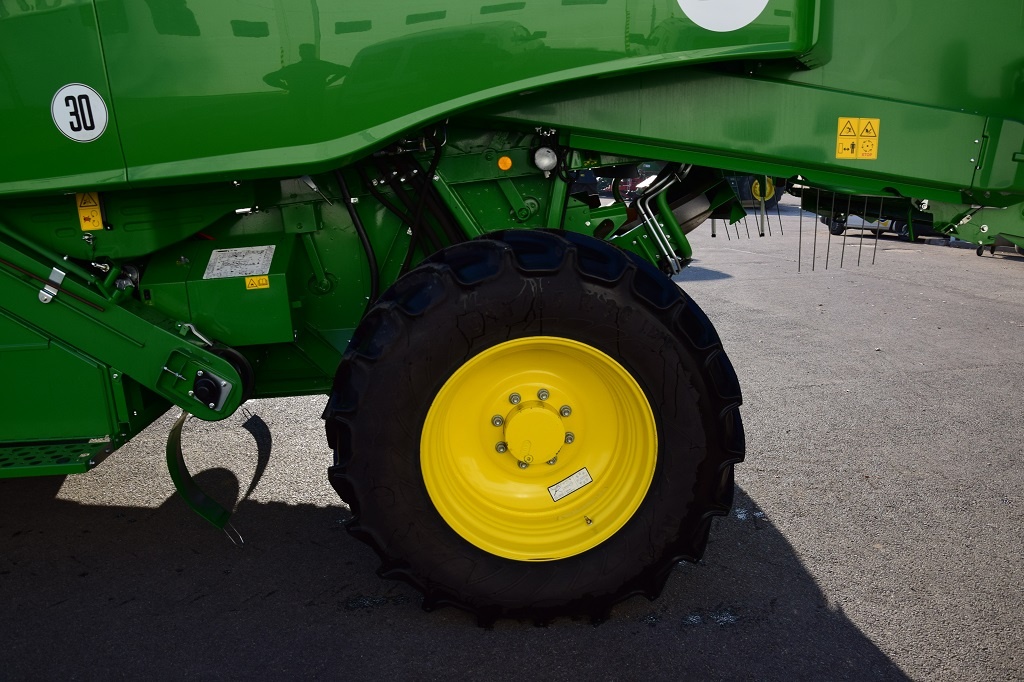 Sklízecí mlátička John Deere T660 HM č.32 - 7