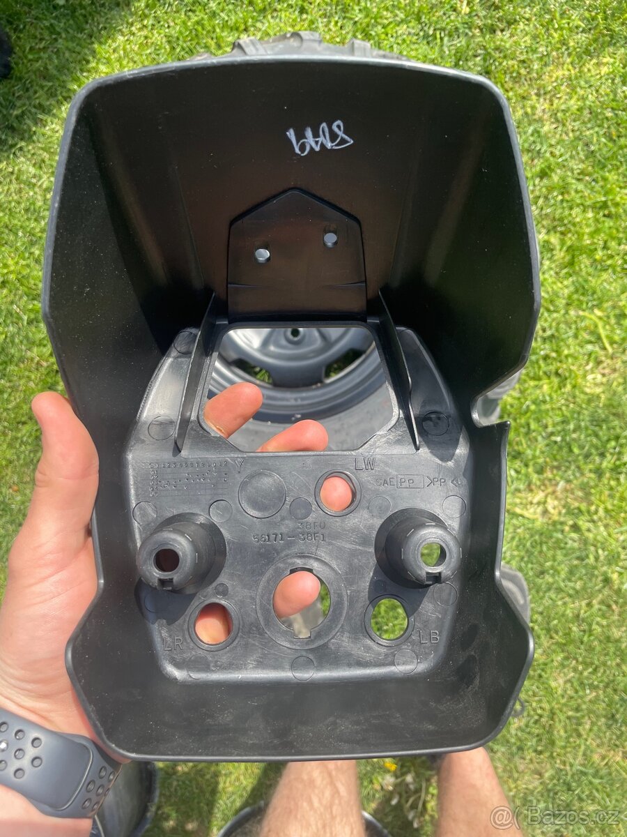 Náhradní díly Suzuki Eiger - 7