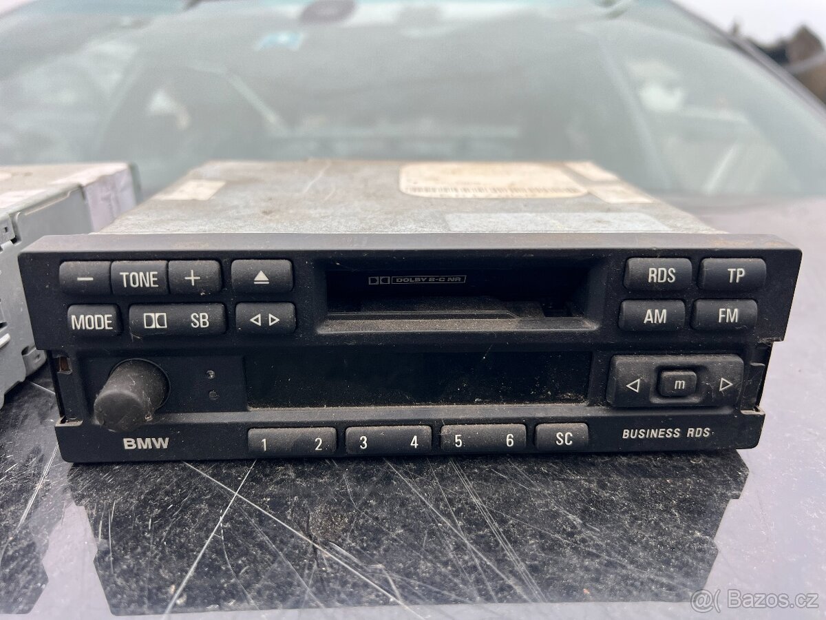BMW E36 Autorádia na díly - 7