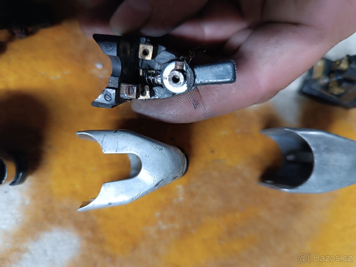 Jawa,cz, přední blatník,pulbuben,manet,kyvacka,panelka - 7