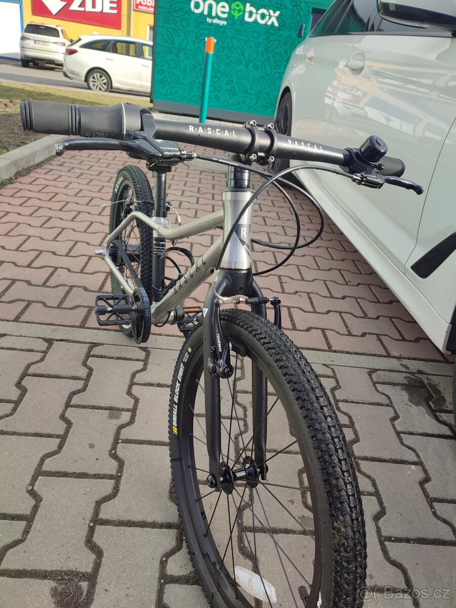 Prodám dětské kolo Rascal vel.20 - 7