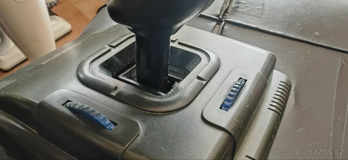 Ovladač joystick QuickShot - 7