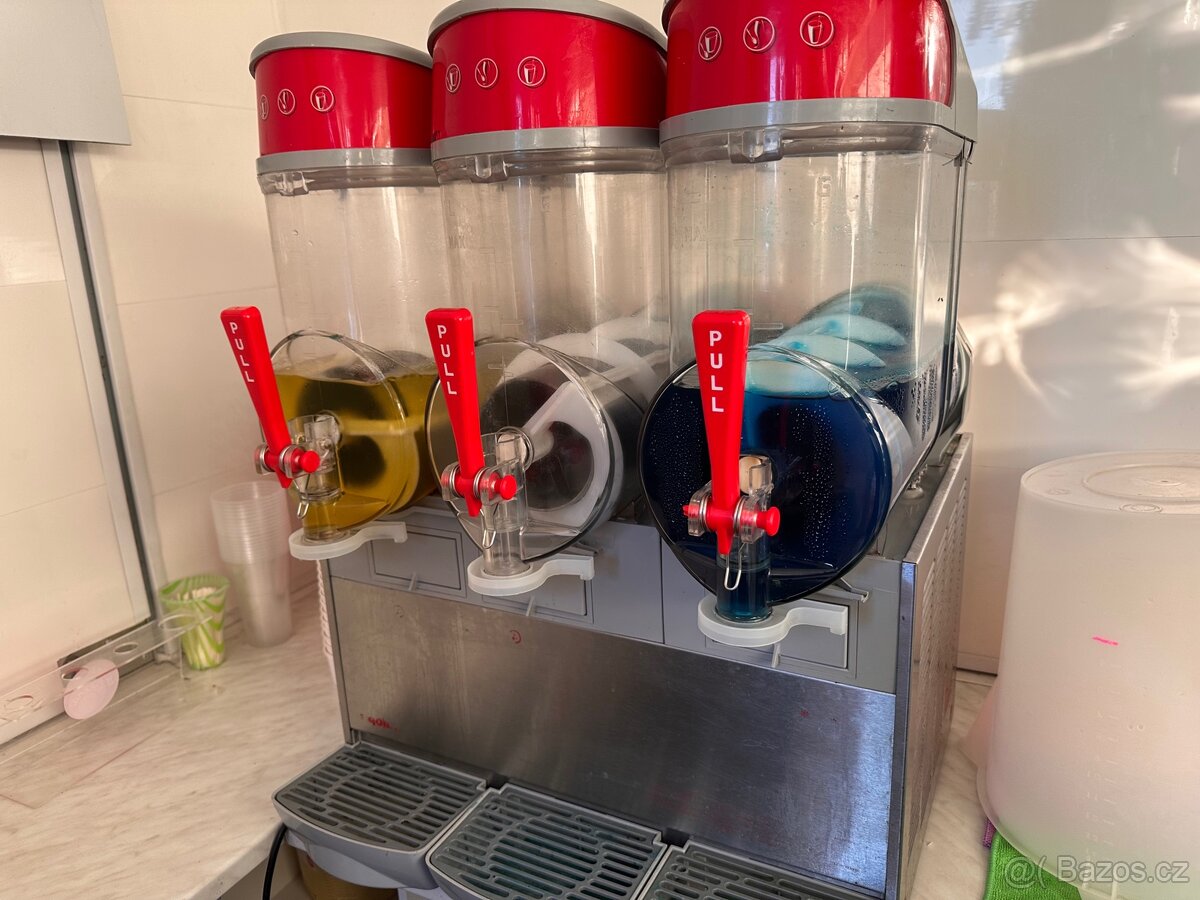 Stánek na točenou zmrzlinu - 7