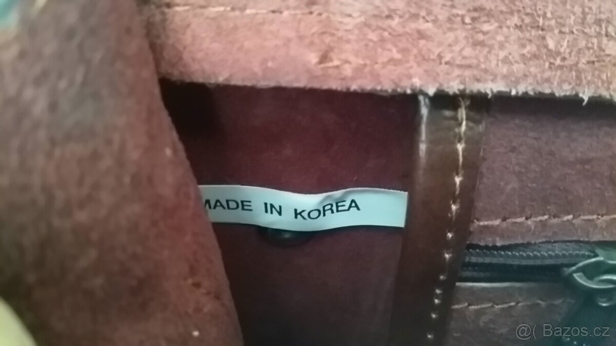 Dámská hnědá kožená kabelka typu kufřík - 7