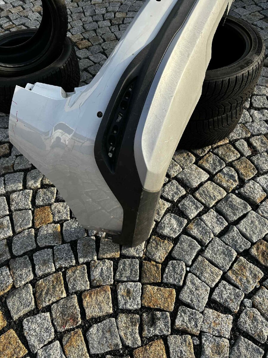 Ford Focus mk4 Combi - zadní nárazník - 7