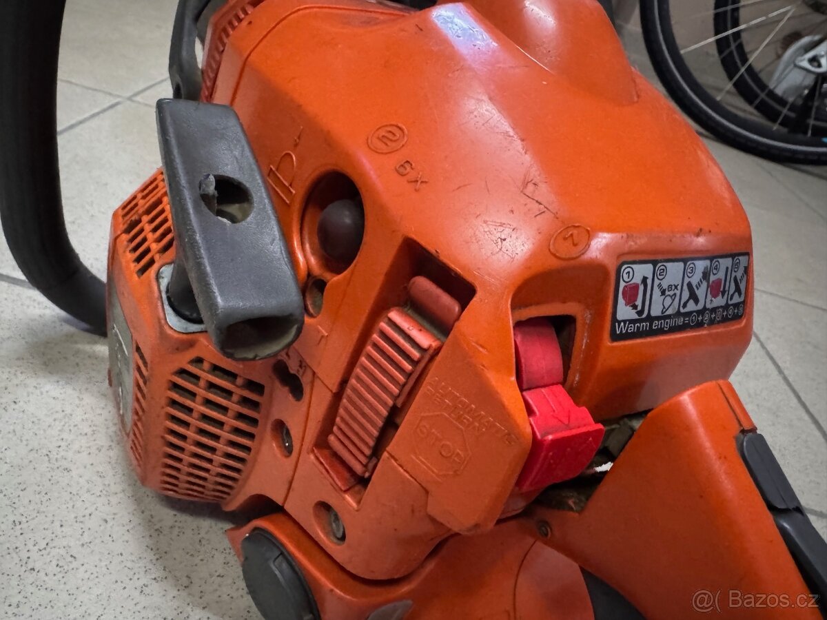 Benzínová pila Husqvarna 435 .....38cm - 7