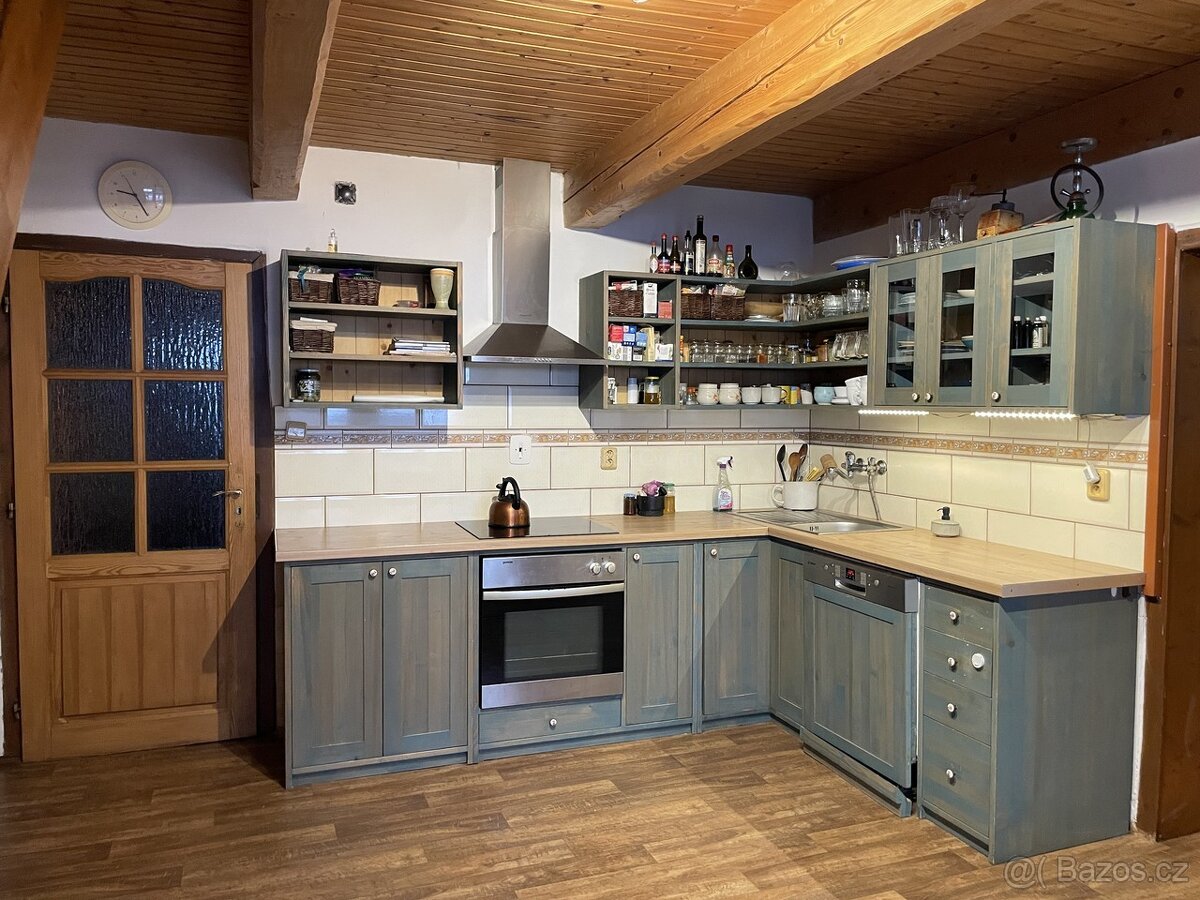 Prodej dřevěnice na slunném okraji obce Halenkov - 7