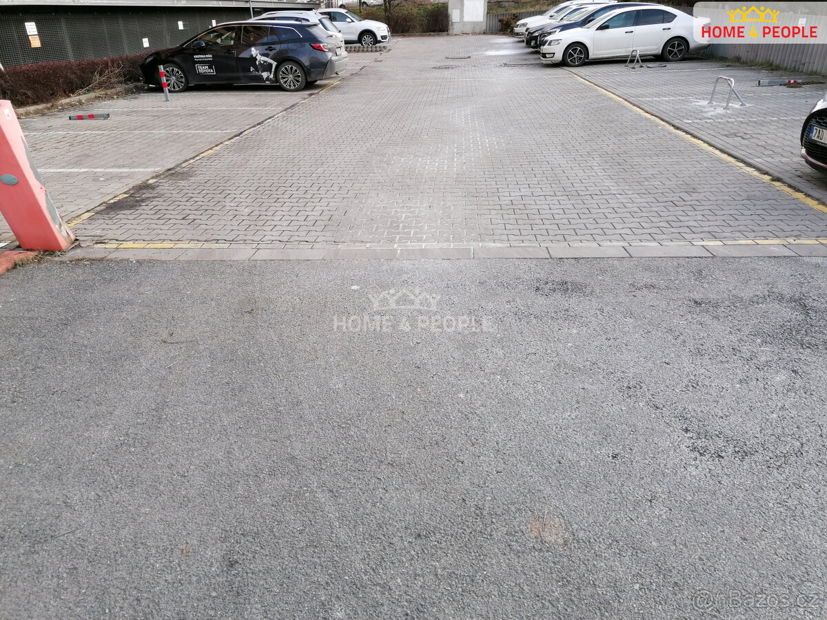 Prodej parkovacího stání - 7