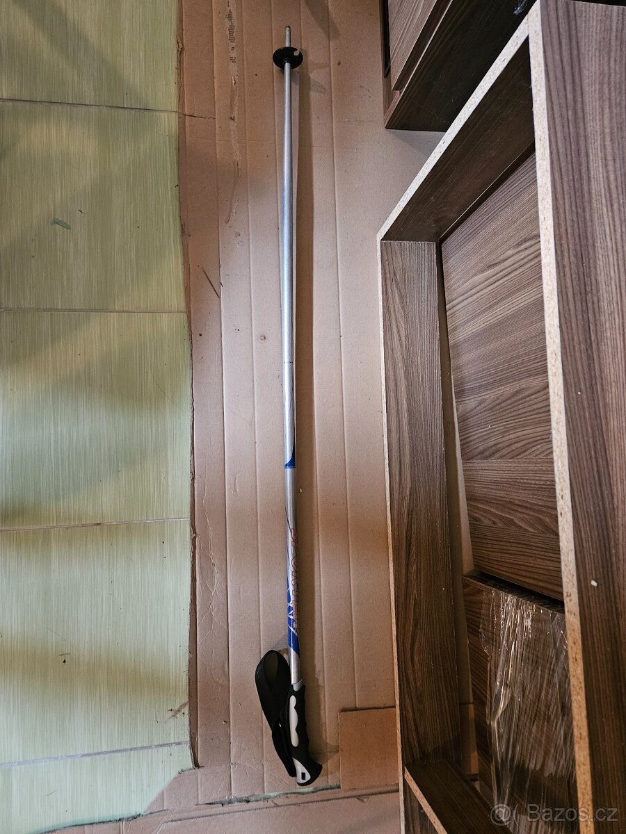 Lyžařské vybavení - LYŽE, BOTY, HŮLKY - 7