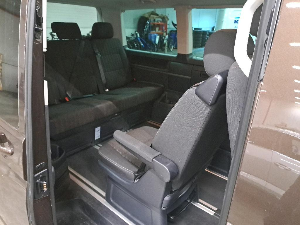 Prodám Volkswagen multivan-7míst, TOP stav, 1.majitel - 7