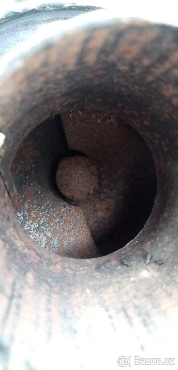 PRODÁM NOVÉ DÍLY TRAKTORY - 7