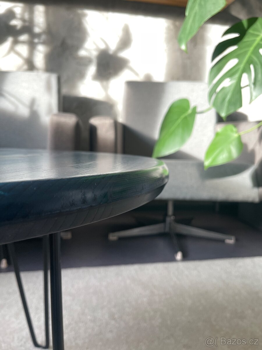 Konferenční stolek - 7