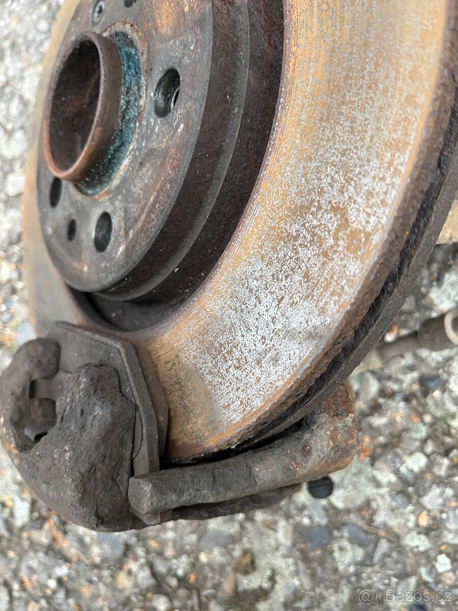 Tlumiče, těhlice, brzdy Octavia 4x4 - 7