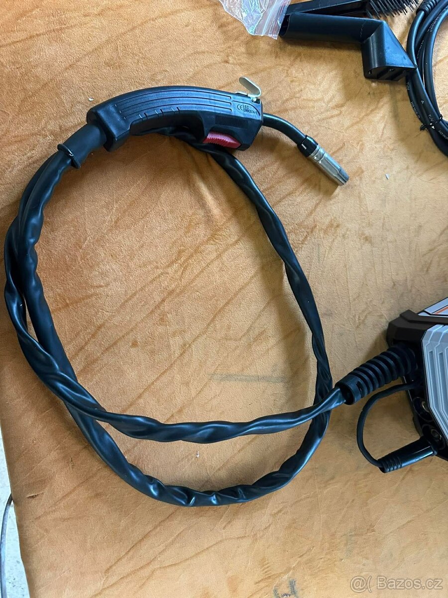 Svařečka (951) - 7