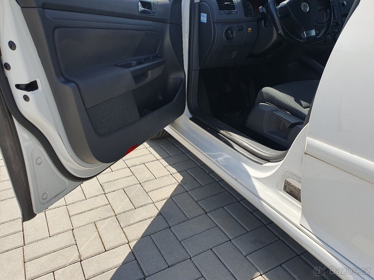 Vw Golf 1.6 mpi nová stk - 7