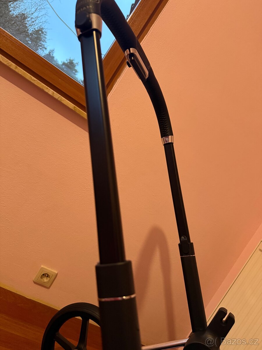 Rám/Podvozek outlet Cybex Priam 4.0 Chrome Black + kola - 7