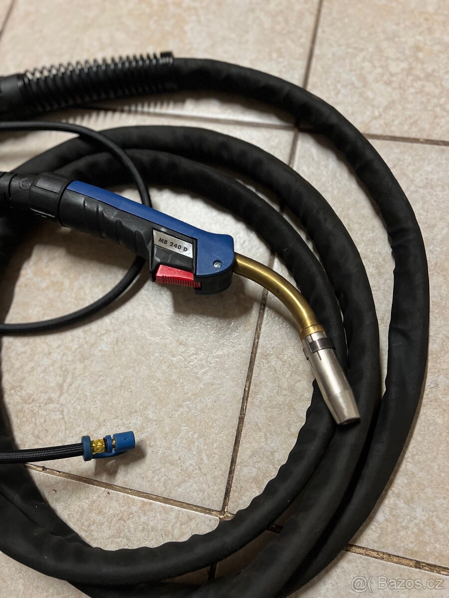 svařování CO2 hořáky useň - 7