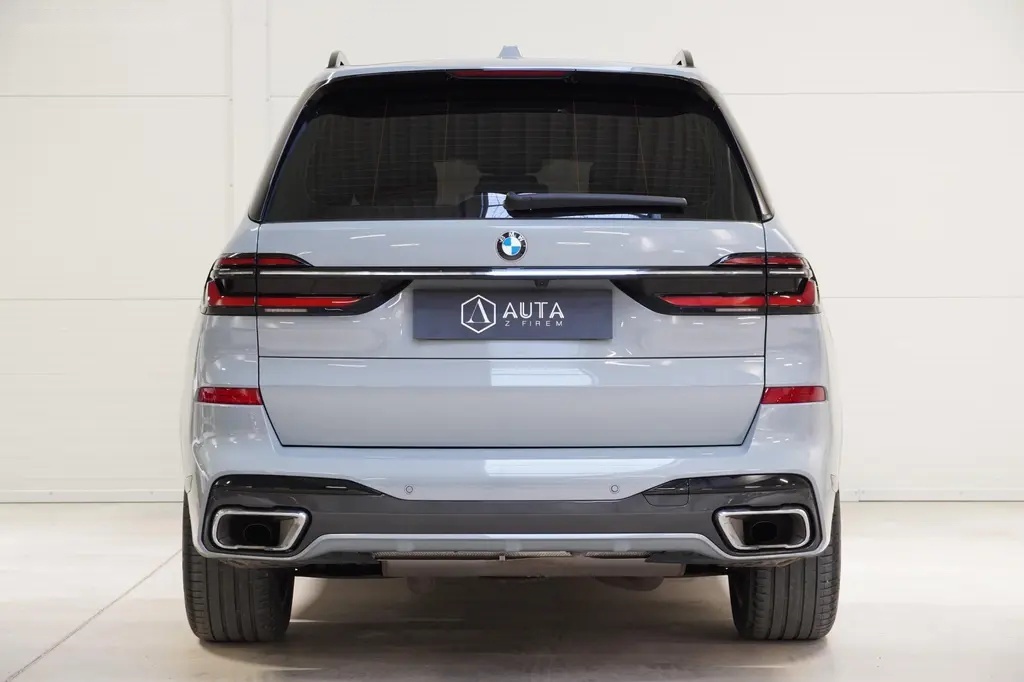 BMW X7, 40D,M-PAKET,HUD,TAŽNÉ,ČR.1.MAJ - 7
