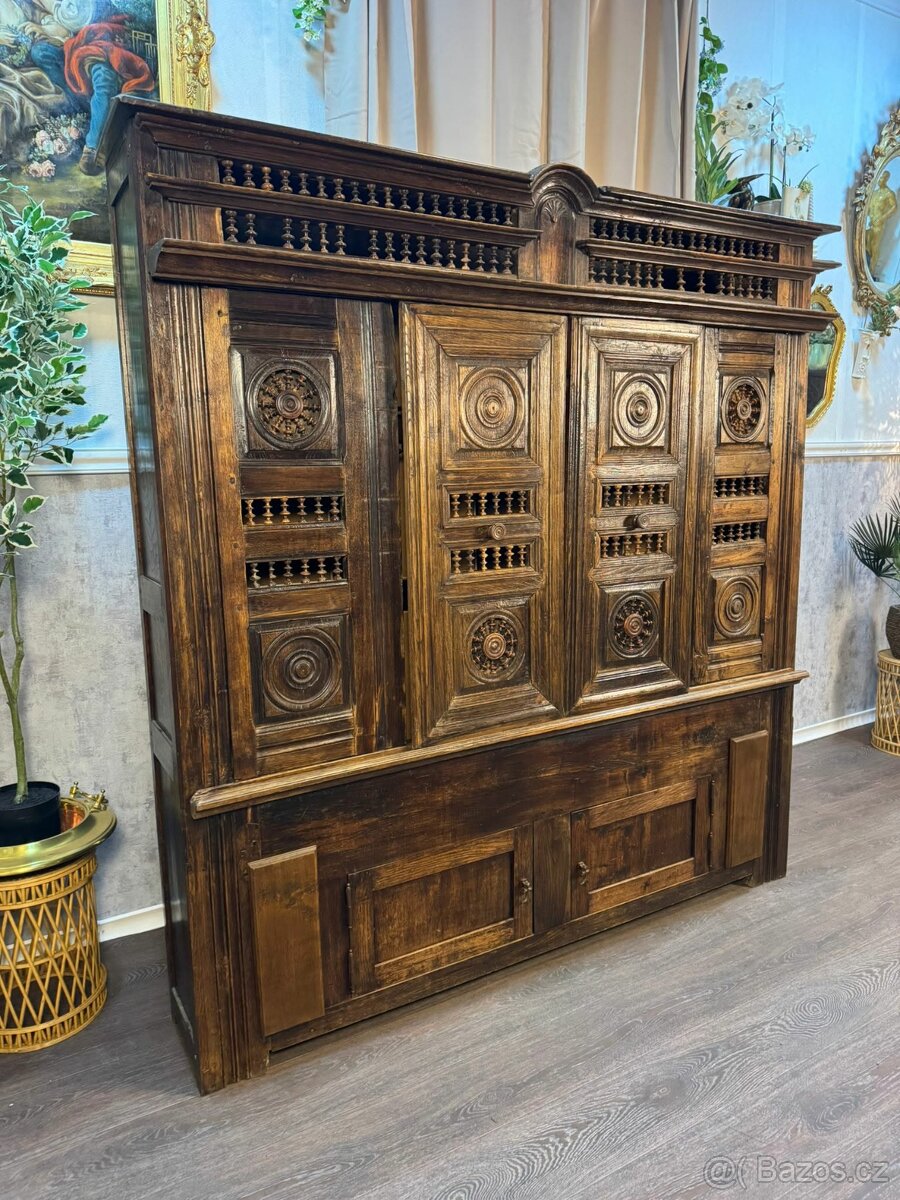 Bretonský kabinet s věšákem (142026) - 7