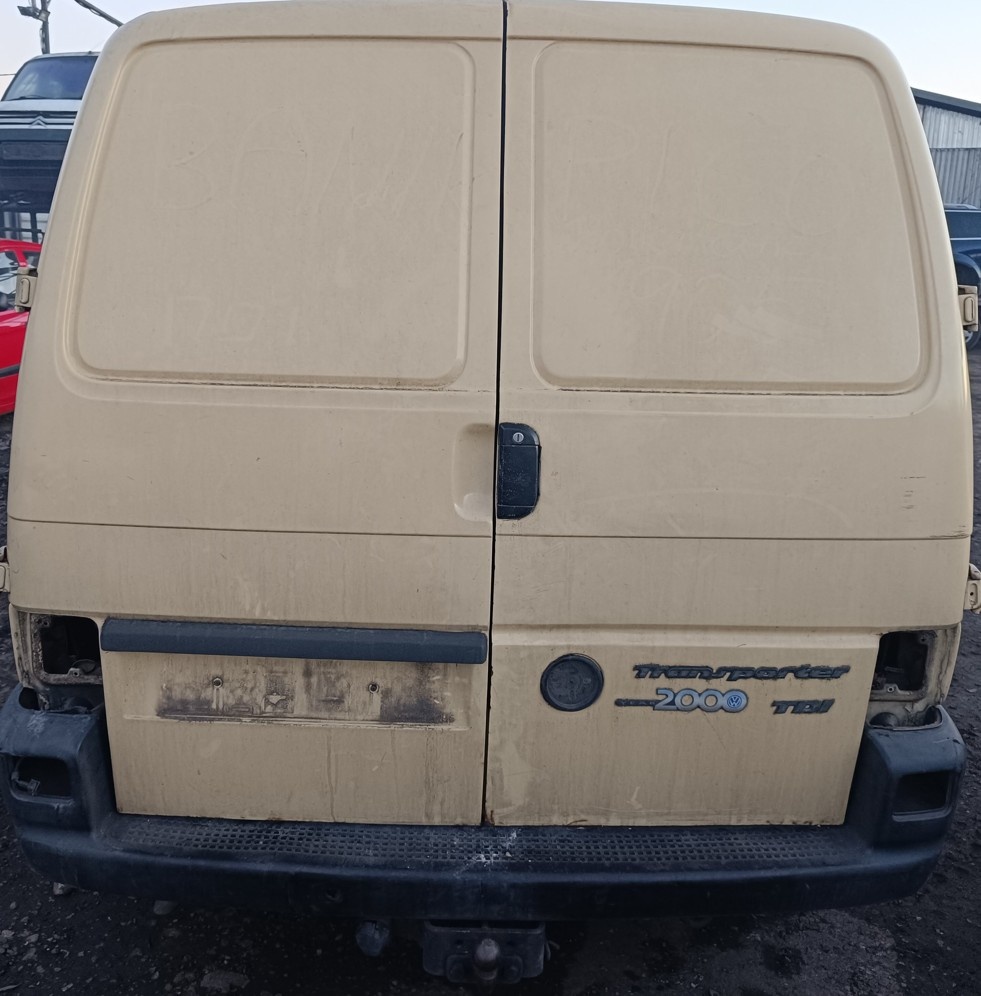 ND z VW Transporter 2461.cm3 75.kw nafta r.v.1999 (K84) - 7