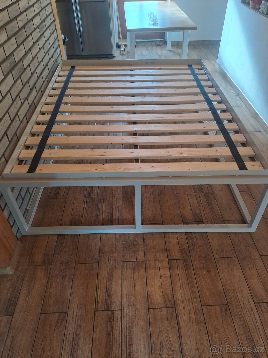 Kovová postel ,vyvyšená postel,masivní postel 160,180 x 200 - 7