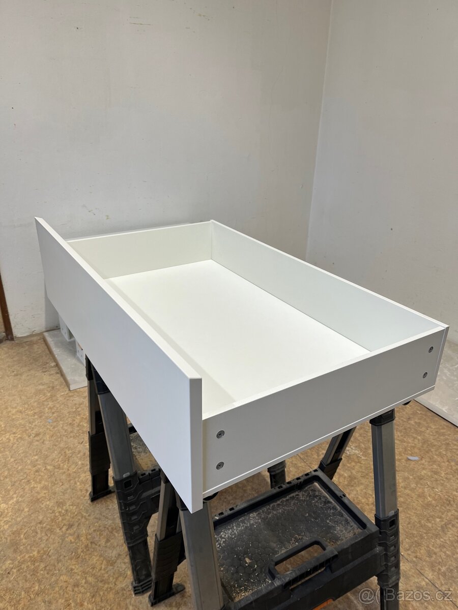 Postel Ikea MALM 160x200 - 7