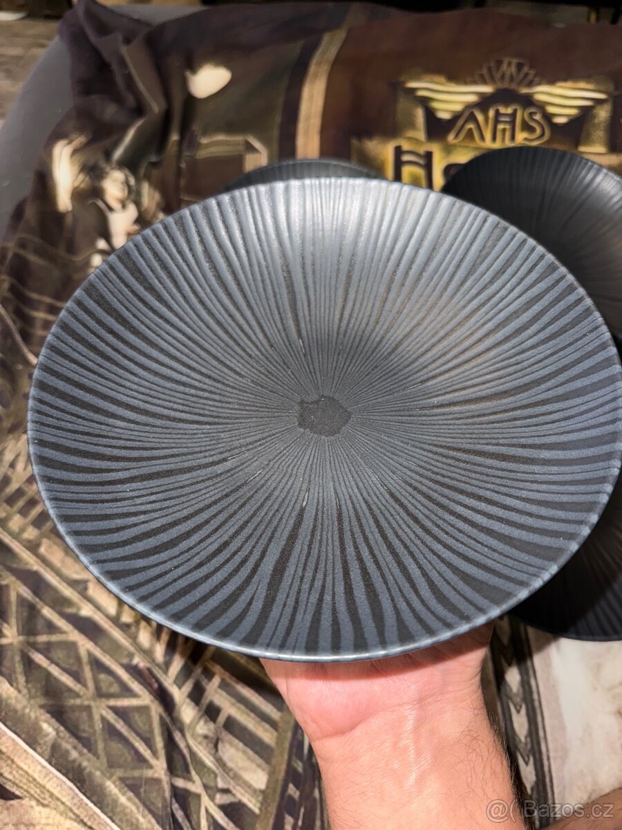 Sada keramickeho nadobi - 7