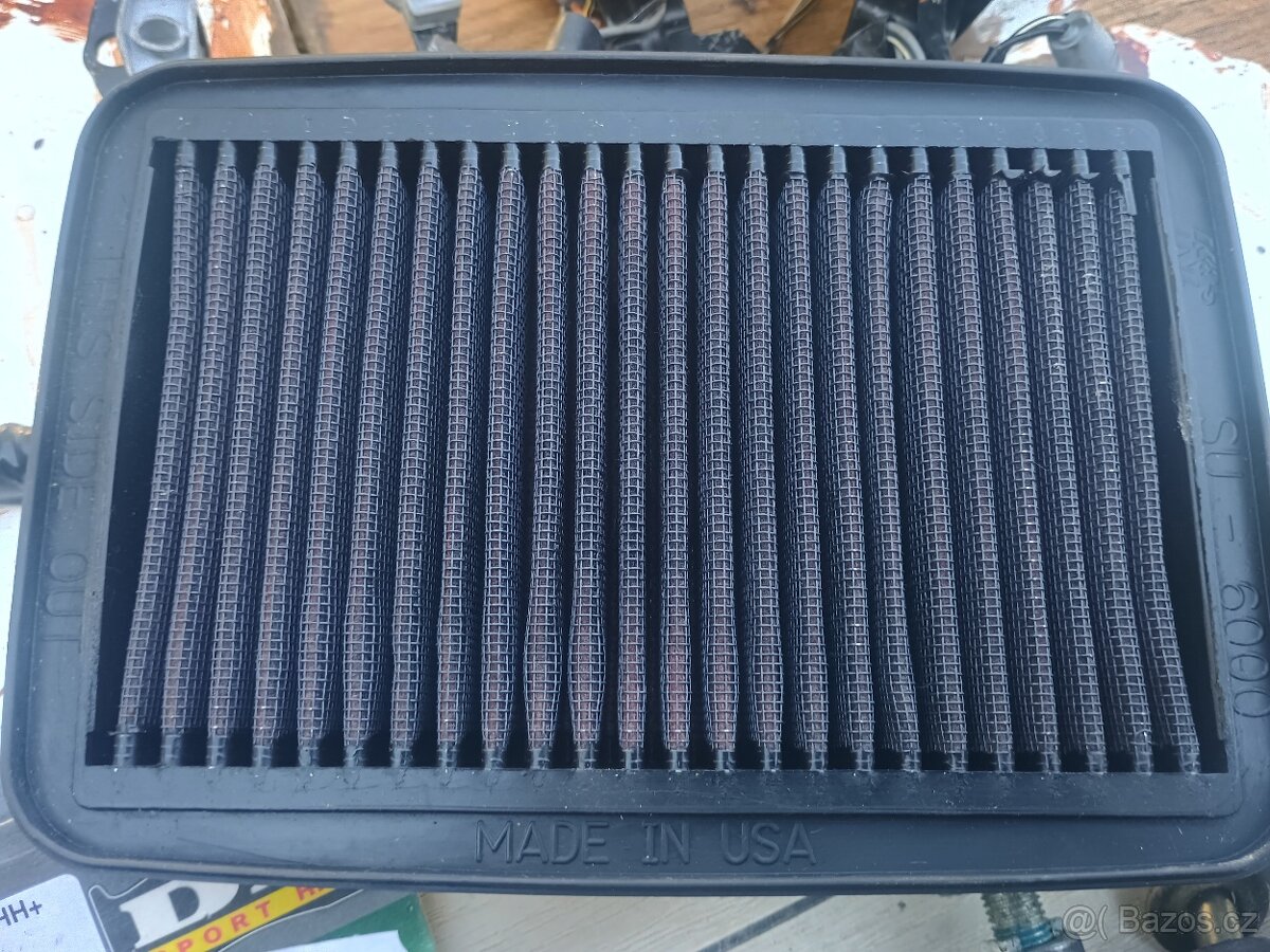 suzuki GSF 1200 Bandit - 7