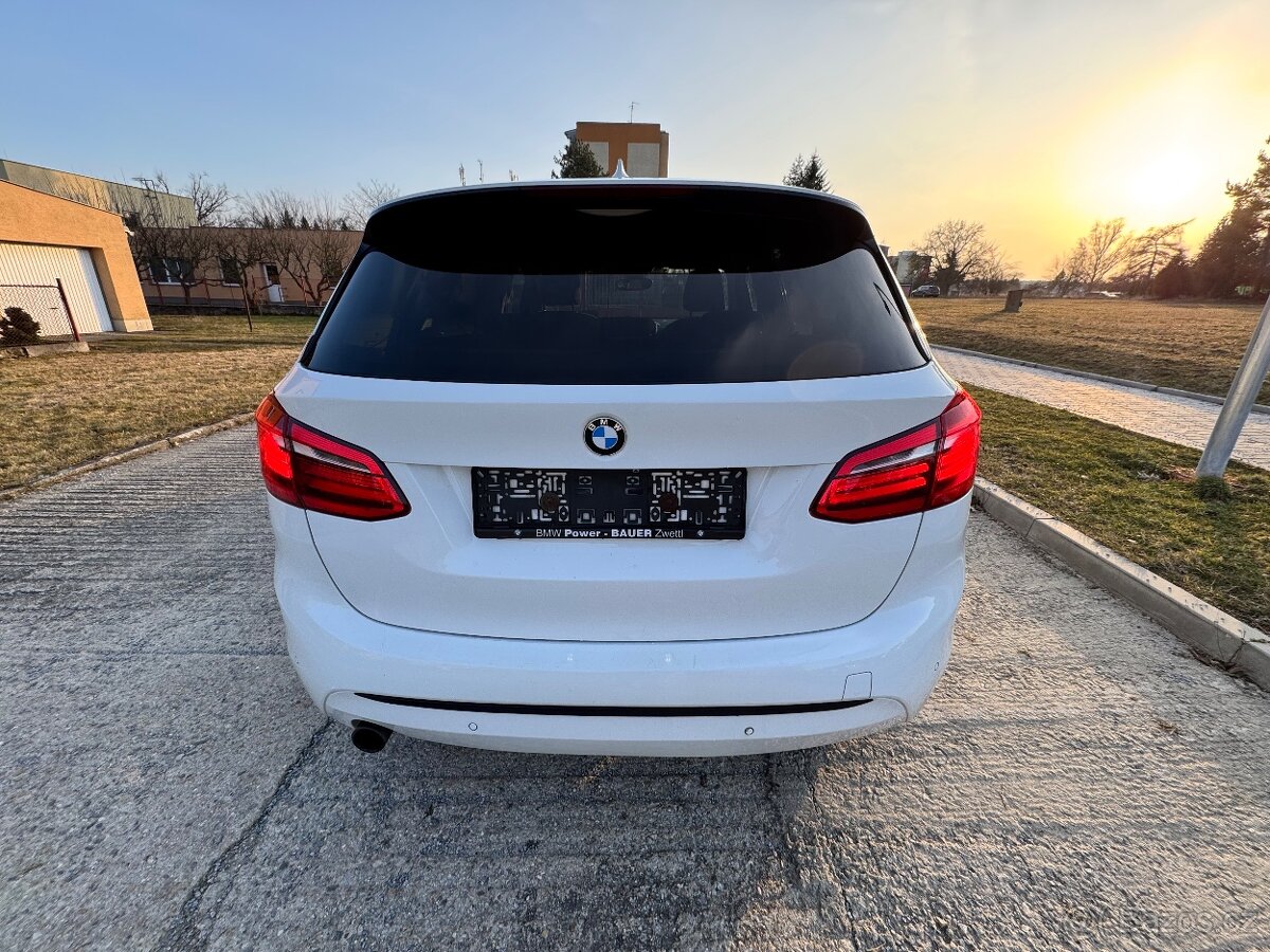 Prodám BMW 218D Active Tourer, rok 2015, 110Kw. - 7