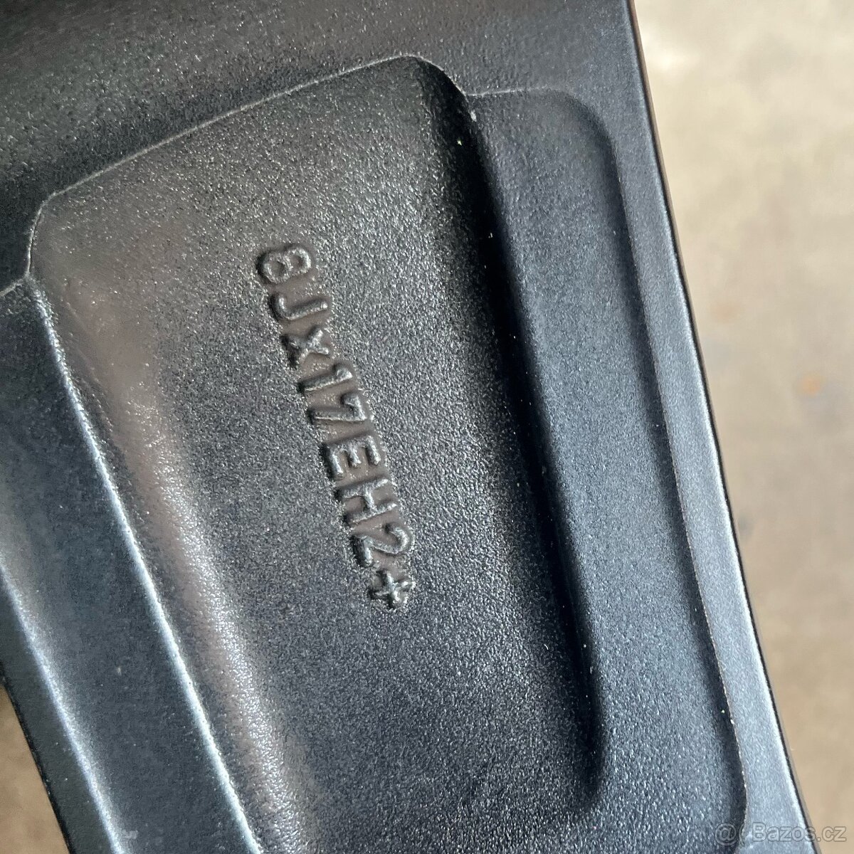 Alu kola Dotz Hanzo 8x17 5x120 ET35 - 7