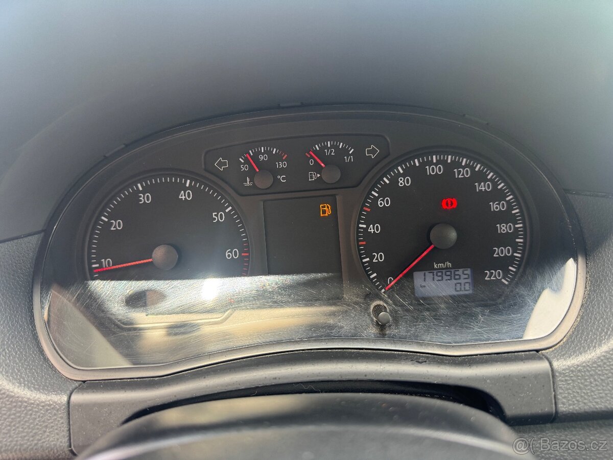 Volkswagen Pólo 1.2 - 7