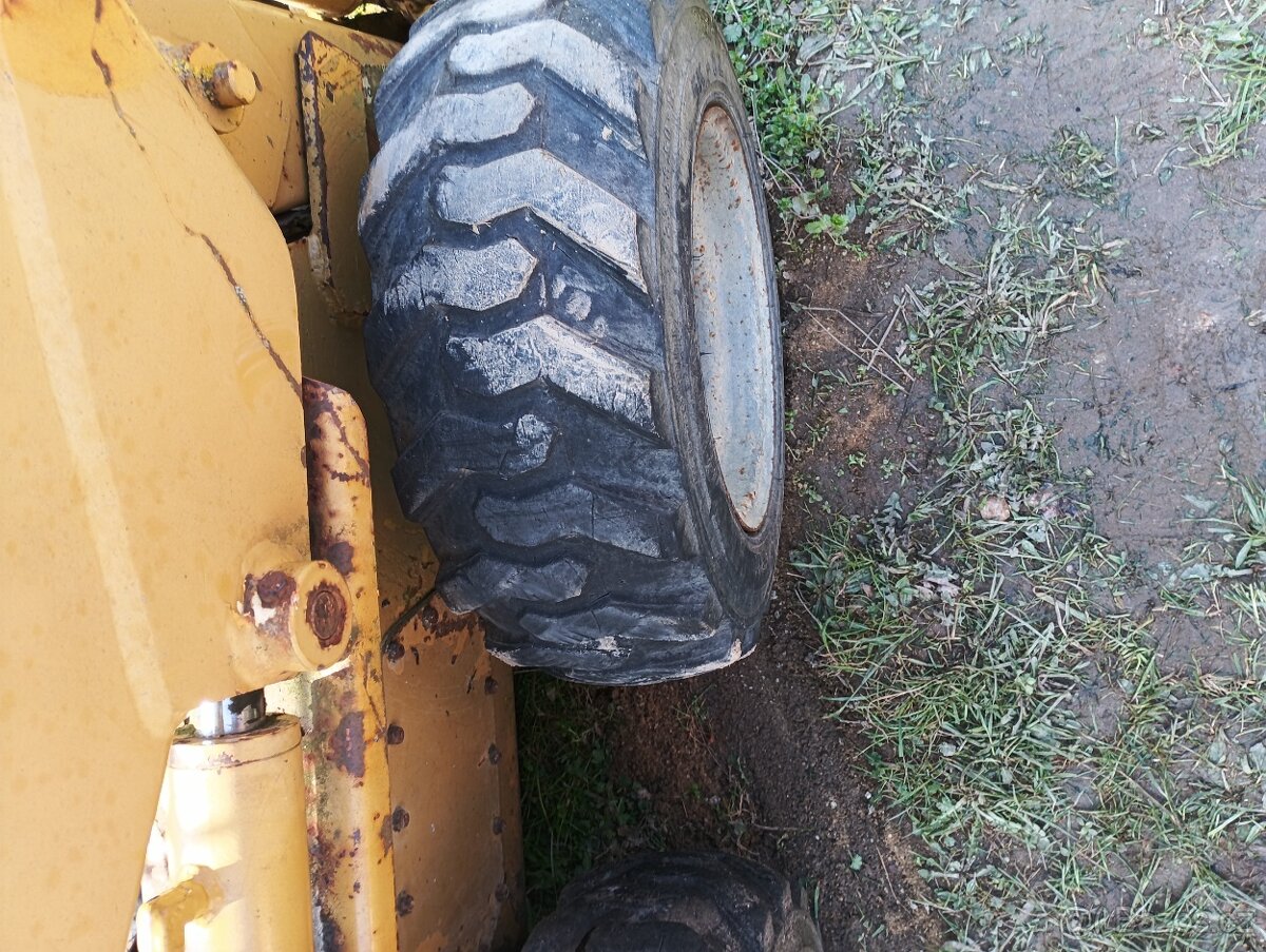 Fai 330 Komatsu - 7