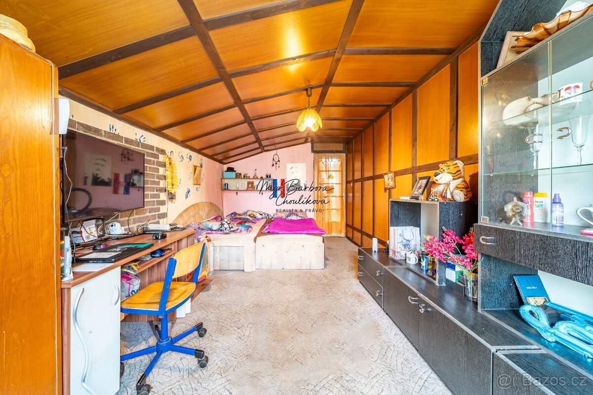 Prodej zemědělské stavby s bytovou jednotkou 3+kk v obci Úně - 7