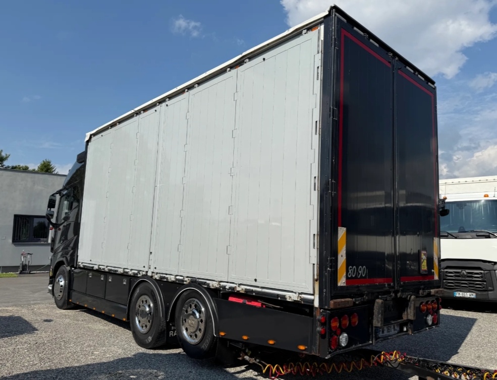 Volvo FH16 660 6x2 E6 - souprava skříň - 7