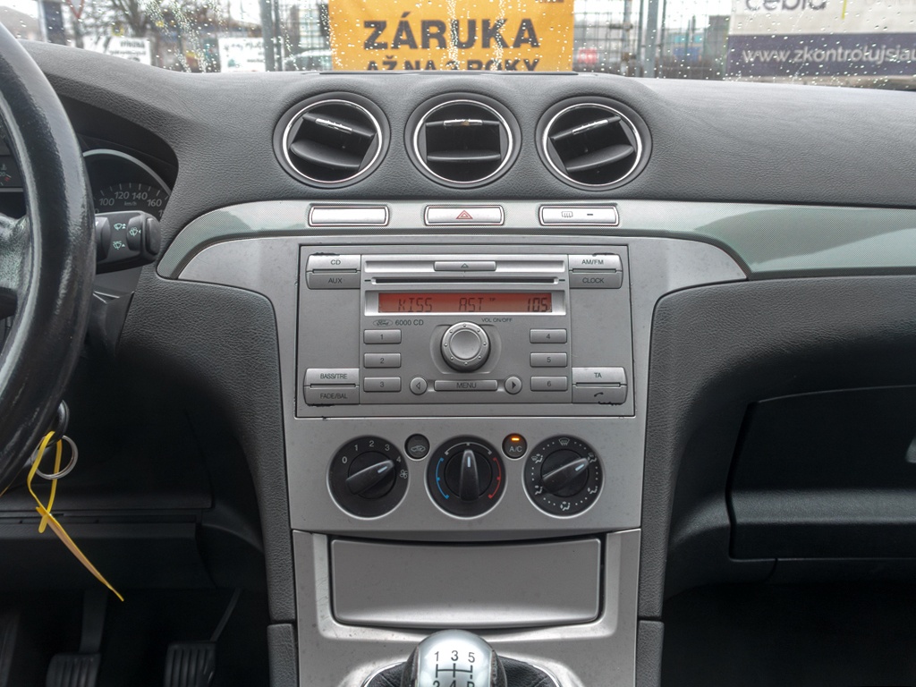 Ford S-MAX 2.0i 16V 107KW – 7 SEDADEL - 7