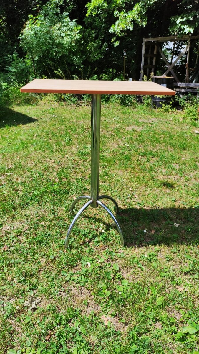 Prodám 6 stolů a 1 barový stůl - 7