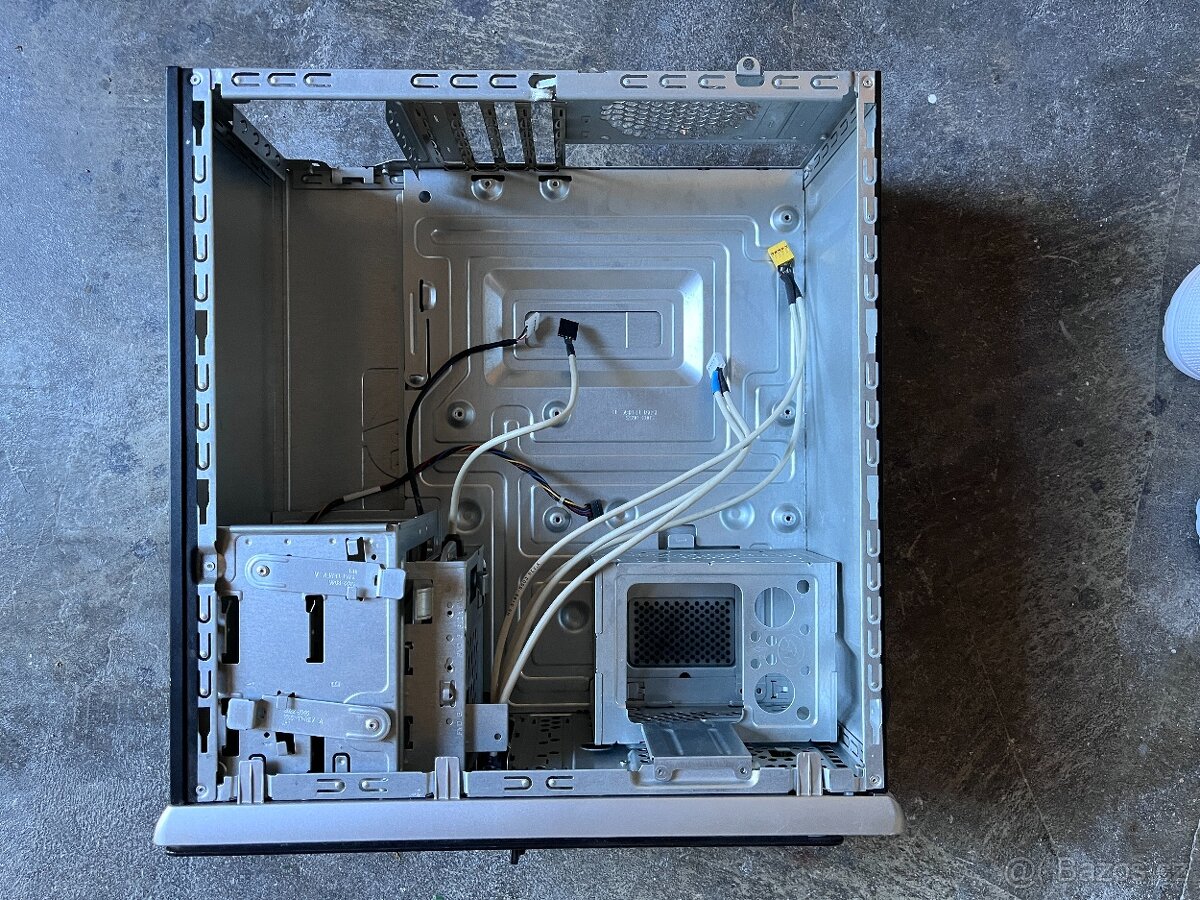 Počítačová skříň HP Pavilion A6000 - 7